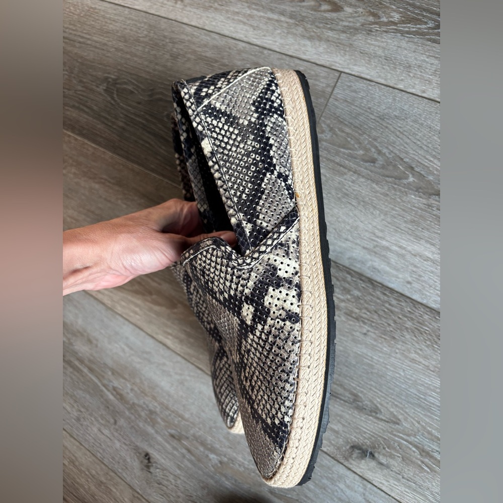Roberto Cavalli Snakeskin Slip-On Loafers (like new) Size 11-11.5 in USA - Picture 7 of 7